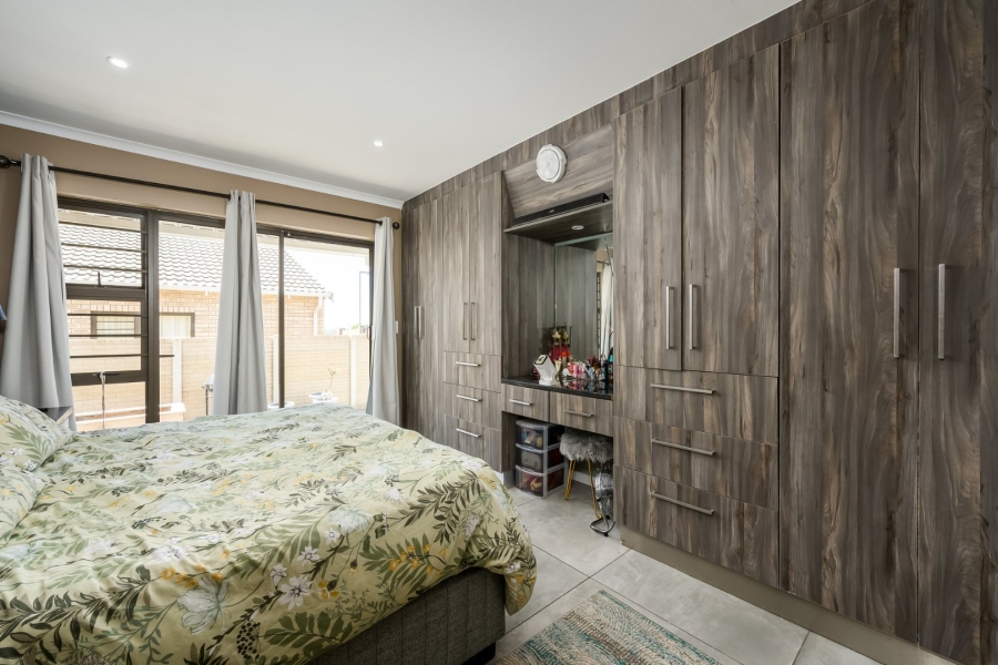 2 Bedroom Property for Sale in Sherwood Eastern Cape